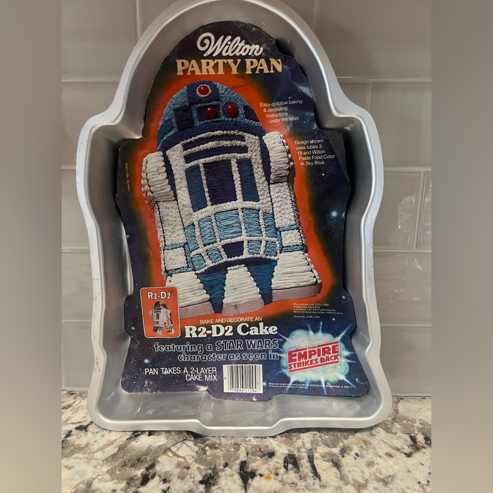 Vintage Star Wars R2-D2 Cake Pan Mold Wilton
